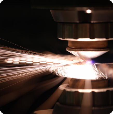 Laser CNC wycinający metal